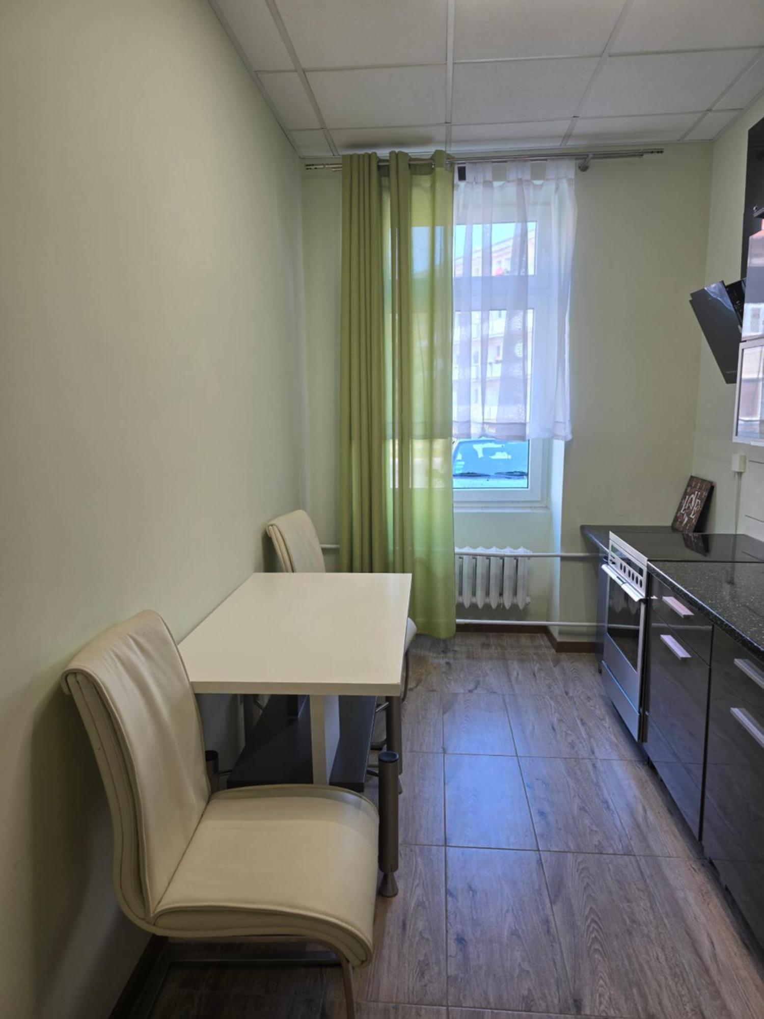 Hostel Krosnienska 12 Zielona Gora  Bagian luar foto
